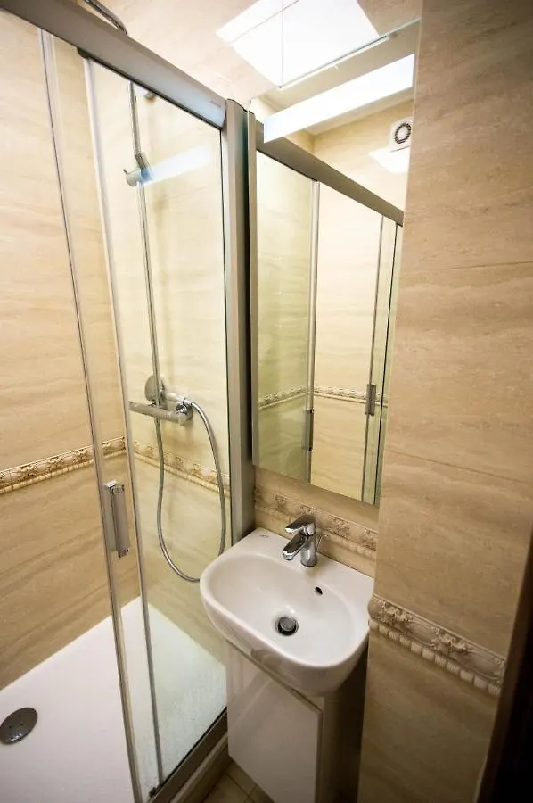 Kyiv Classic Apartment 0*,